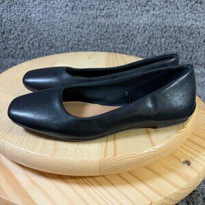 Jones New York Signature Flats Women Size 7.5 Black Leather Slip On Comfort Shoe